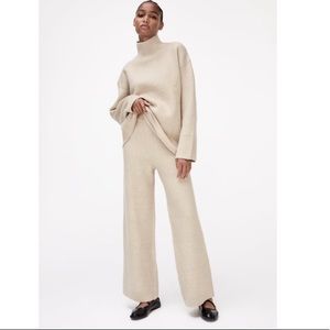 Two Piece Zara Knit Lounge Set Medium